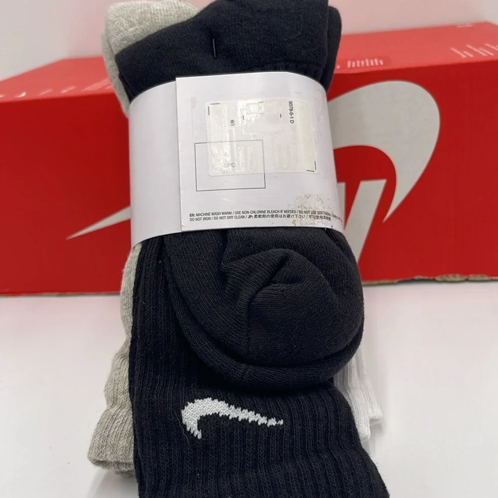 Nike Everyday Cushioned Training Crew Socks (3 pairs) Md Performance Multi-Color